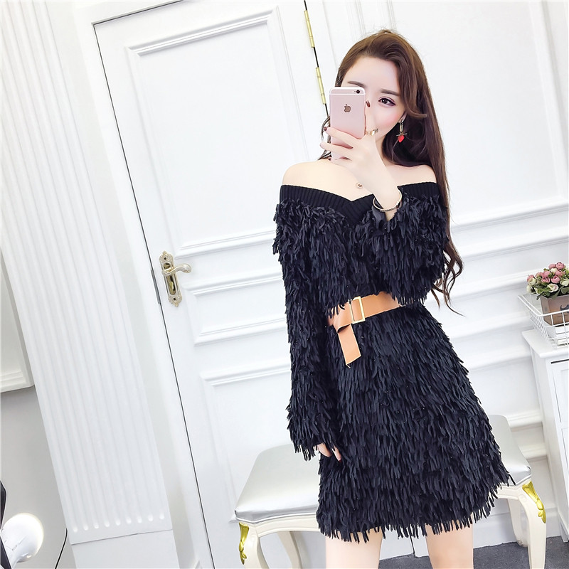 Rochie de dama model nou cu maneci cazute in negru si roz