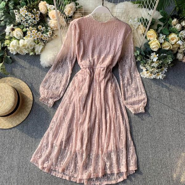 Női csipkeruha három színben szalaggal