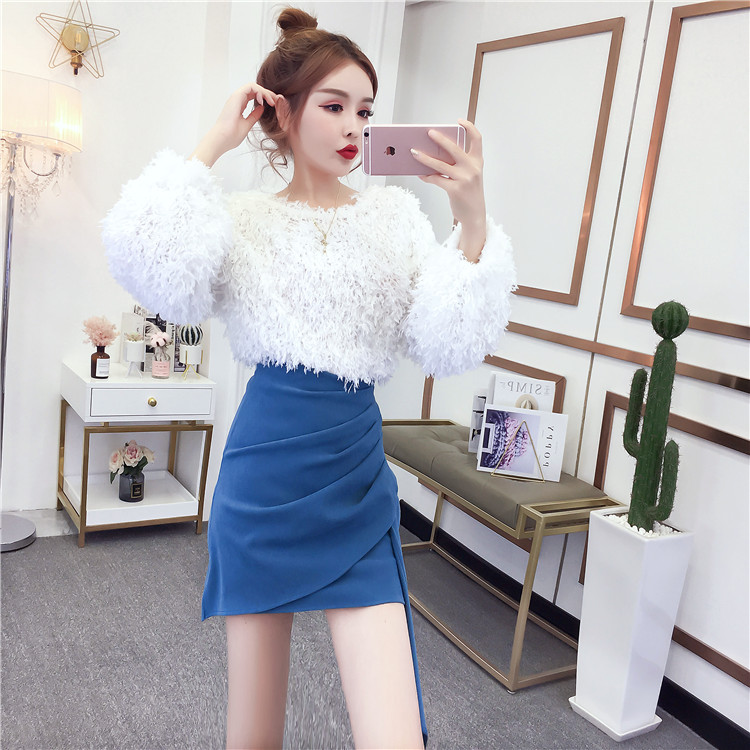 Női blúz rojtokkal, két színben, ovális nyakkivágással