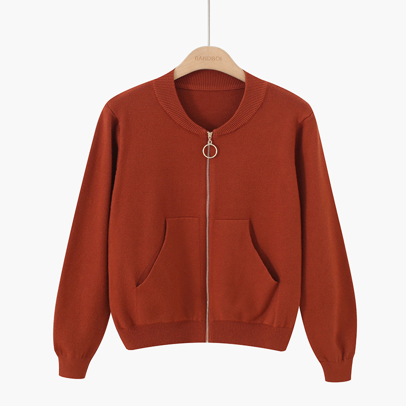 Aktuális női mellény cipzárral és zsebekkel több színben