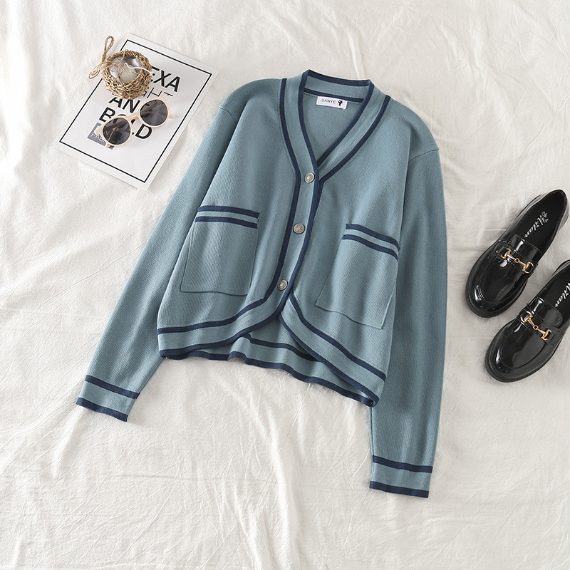 Lezser női kardigán gombokkal több színben