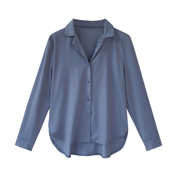 Μοντέρνο γυναικείο πουκάμισο  με κλασικό γιακά σε μπλε, άσπρο και μαύρο χρώμα