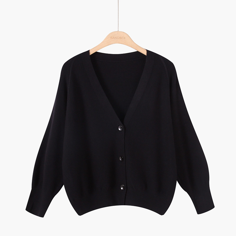 Μοντέρνα γυναικεία ζακέτα σε διάφορα χρώματα με κουμπιά