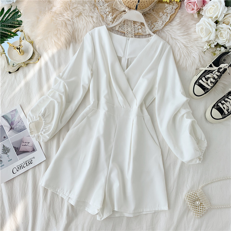 Salopetă de damă modernă cu mâneci lungi și decolteu spitz