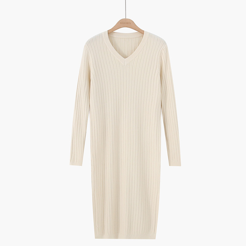 Modern női ruha hosszú ujjú, spitz nyakkivágással több színben