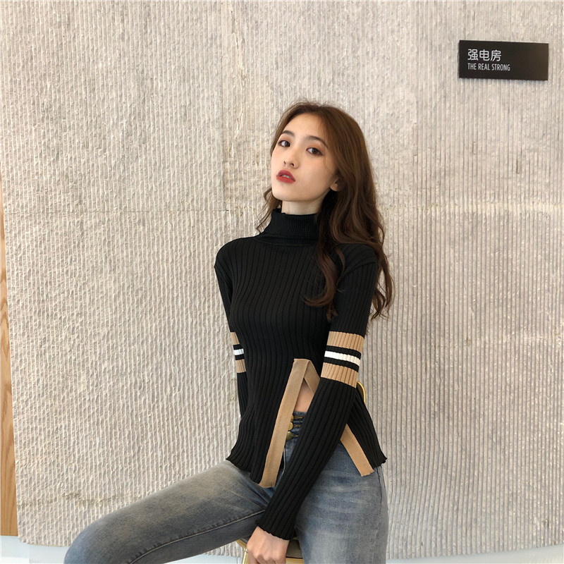 Μοντέρνο γυναικείο πουλόβερ σε δύο χρώματα