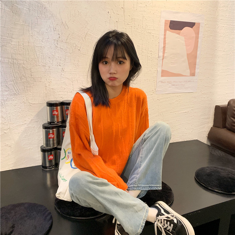 Καθημερινή γυναικεία μπλούζα σε διάφορα χρώματα