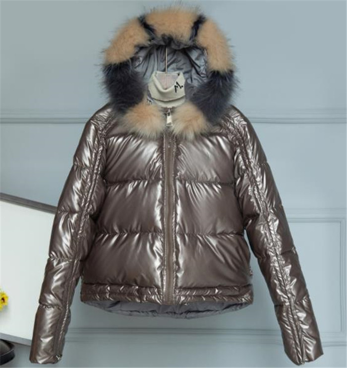 Μοντέρνο γυναικείο μπουφάν με φερμουάρ σε διάφορα χρώματα