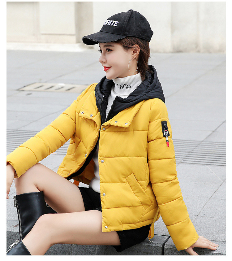 Modern női rövid kabát kapucnival, különböző színekben