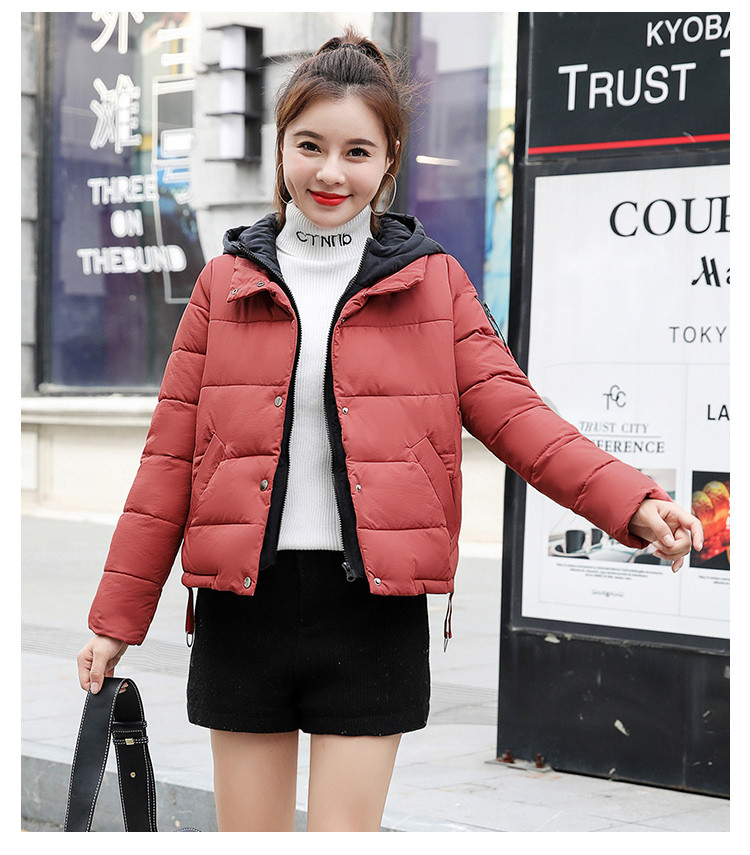 Modern női rövid kabát kapucnival, különböző színekben