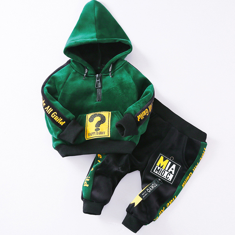 Új modell kétrészes gyerekkészlet fiúknak zöld és lila színben