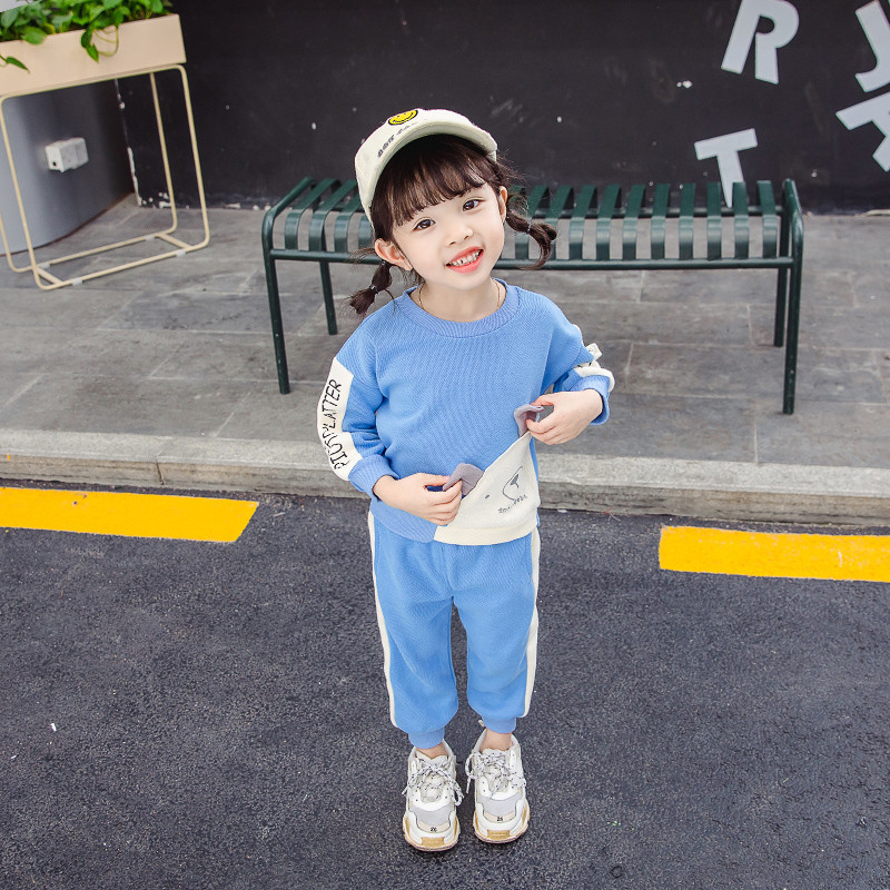 Napi gyerekkészlet három színben 3D elemmel lányoknak