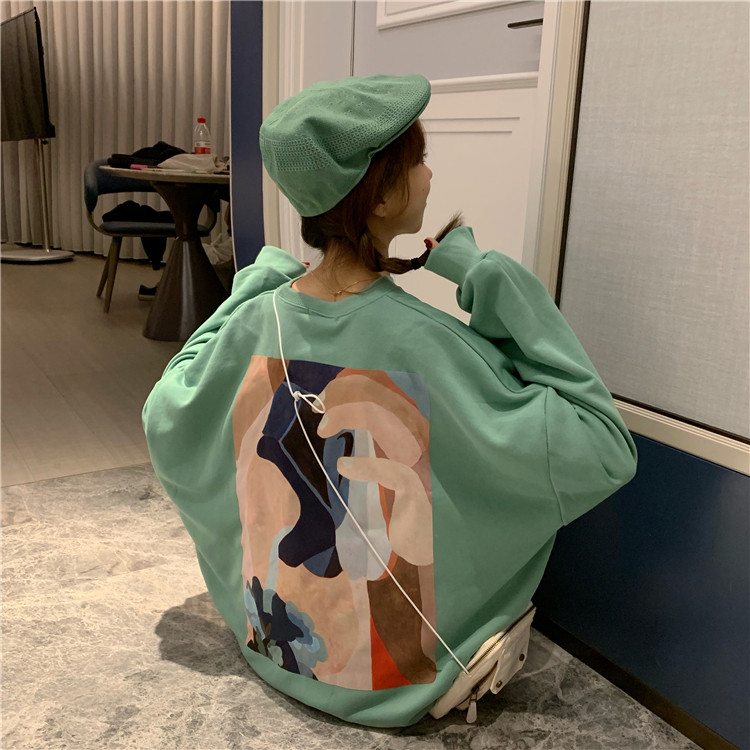 Γυναικεία μπλούζα σε τρία χρώμα σε  - φαρδύ μοντέλο