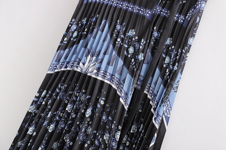 Μακρύ πλισέ γυναικεία φούστα με ελαστική μέση και χρωματιστό τύπωμα