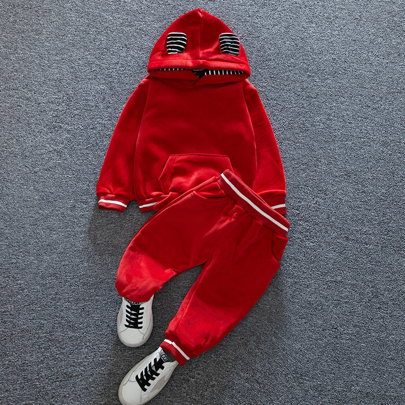 Set copii in trei culori in doua parti pentru baieti