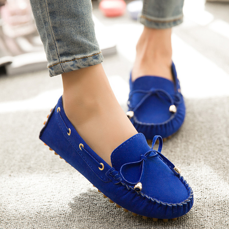 Καθημερινά γυναικεία παπούτσια με κορδέλα σε διάφορα χρώματα