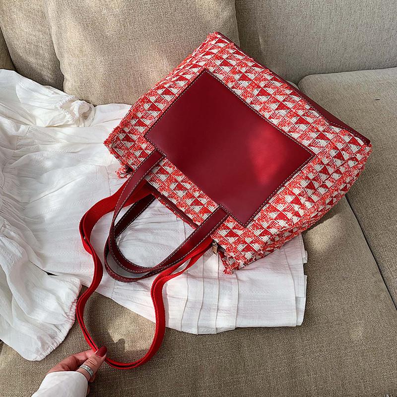 Modern női táska cipzárral, négy színben