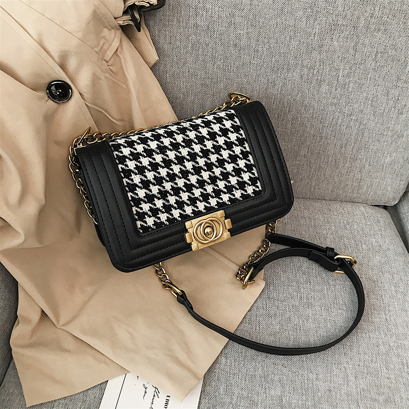 Fém rögzítésű női táska négy színben