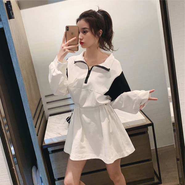 Új modell sport-alkalmi ruha gumírozott derékkal, két színben