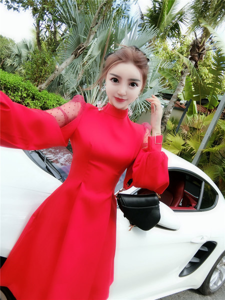 Elegáns női ruha piros színben