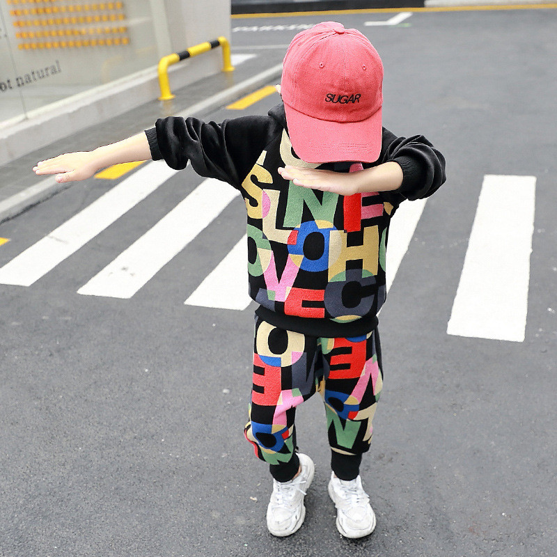 Model nou set sport copii din doua piese pentru baieti