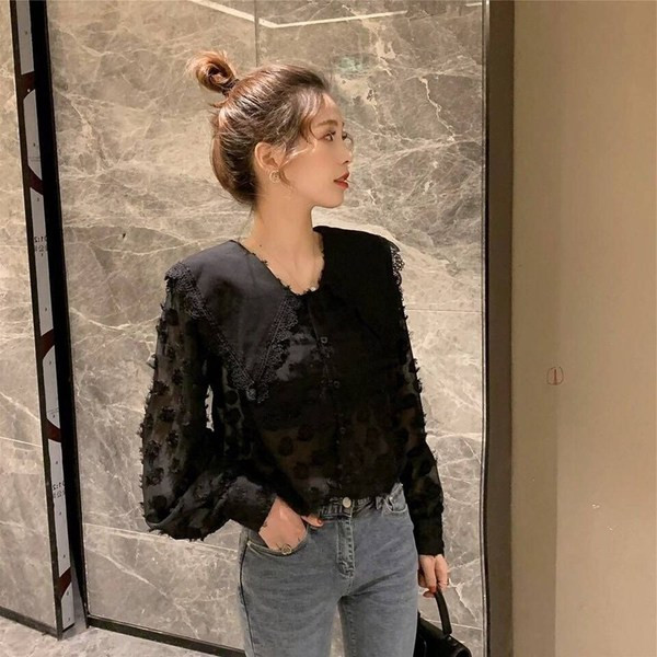 Bluză de damă modernă cu nasturi în negru și bej