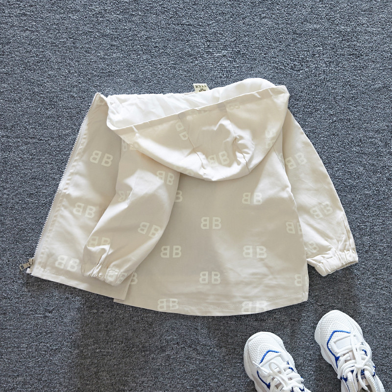 Geaca zilnica pentru copii pentru baieti in doua culori cu gluga