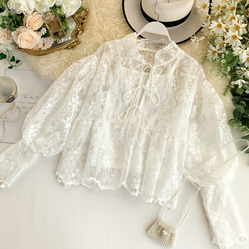 Cămașă de damă din dantelă cu cravate în trei culori