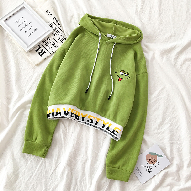 Καθημερινή γυναικεία μπλούζα με κεντήματα και κορδόνια σε τρία χρώματα