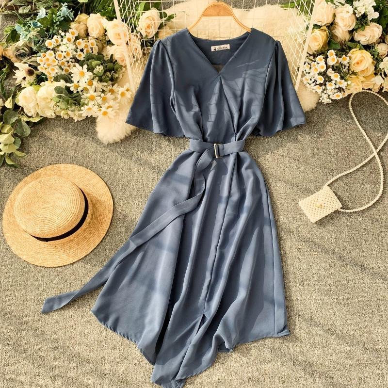 Rochie de dama cu curea si decolteu spitz