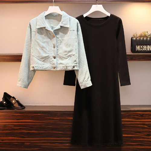 Set dama care include sacou si rochie in doua culori