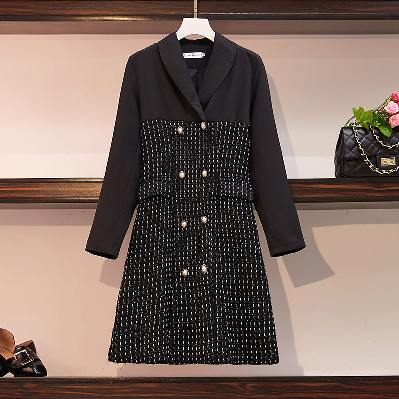 Stílusos női ruha fekete színben 4XL méretig