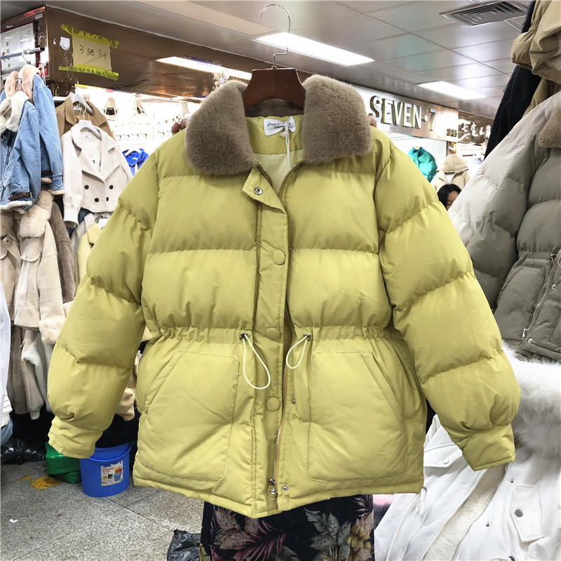 Γυναικείο χειμωνιάτικο μπουφάν με τσέπες με κουκούλα σε διάφορα χρώματα