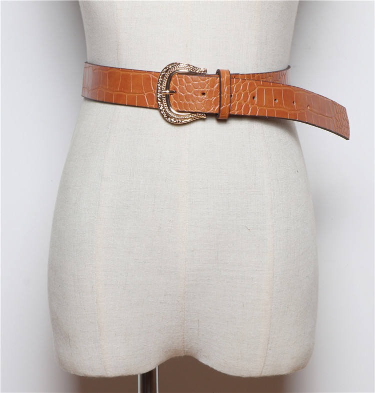 Cureaua de dama de ultimă generație din piele artificială în diferite culori