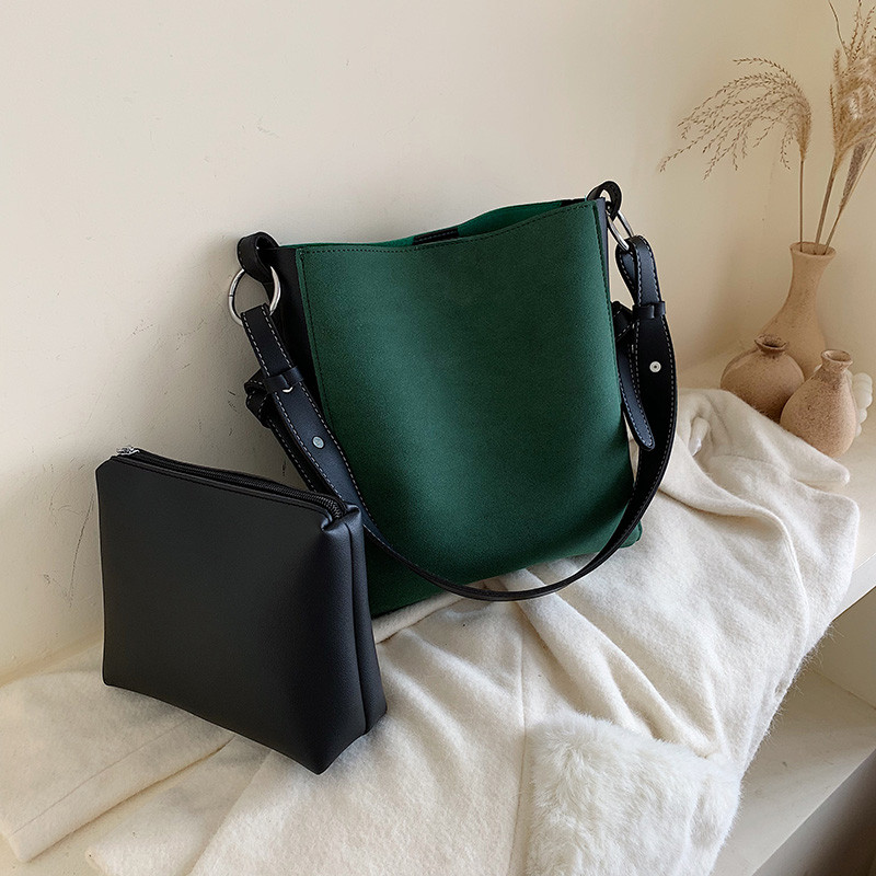 Geanta de dama moderna cu maner lung