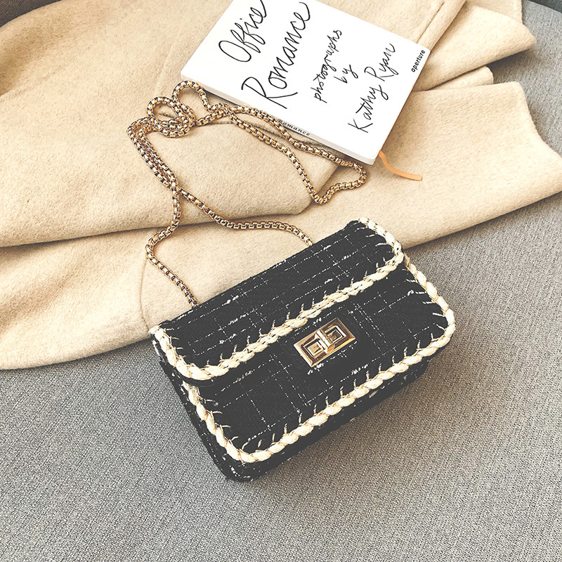 Geanta de dama moderna cu lant metalic in doua culori