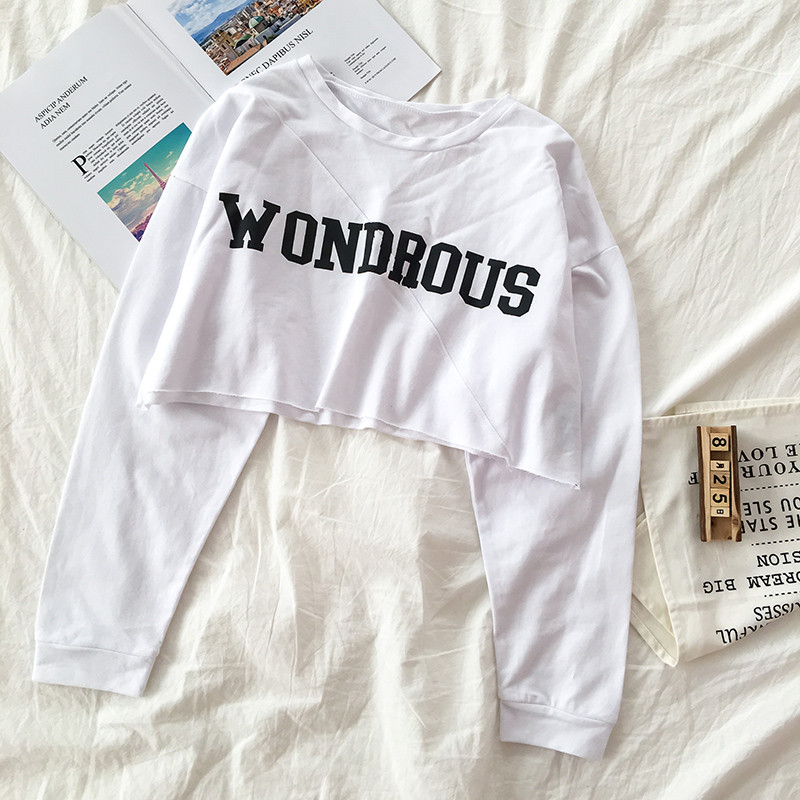 Bluză scurtă de damă în patru culori cu inscripție