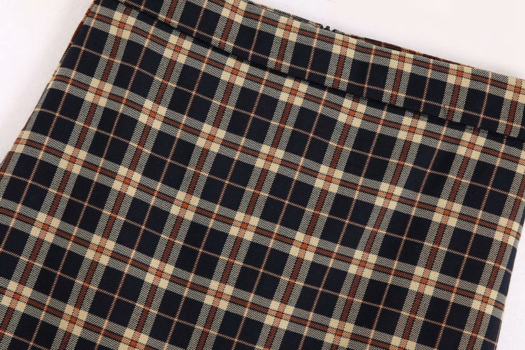 Fusta scurta in carouri cu talie inalta