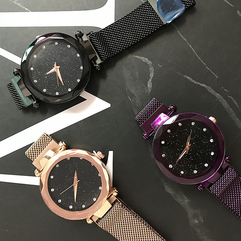 Κομψό γυναικείο ρολόι σε μαύρο, μοβ και χρυσό χρώμα