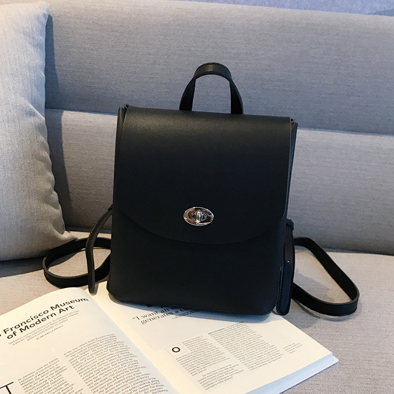 Rucsac elegant de damă din piele, cu închidere metalică