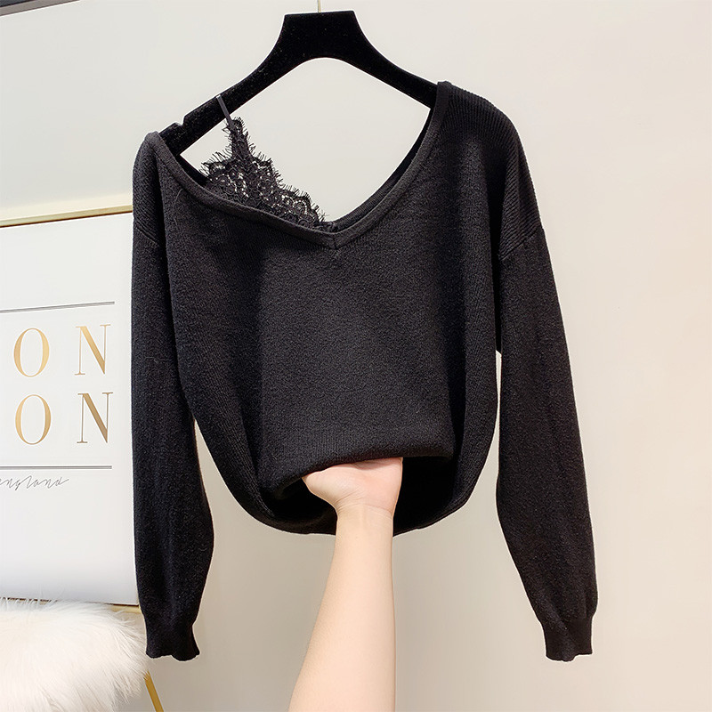 Bluză de damă modernă cu element de dantelă și decolteu spitz