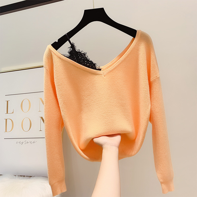 Bluză de damă modernă cu element de dantelă și decolteu spitz