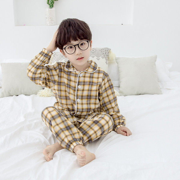 Карирана детска пижама в два цвята за момчета