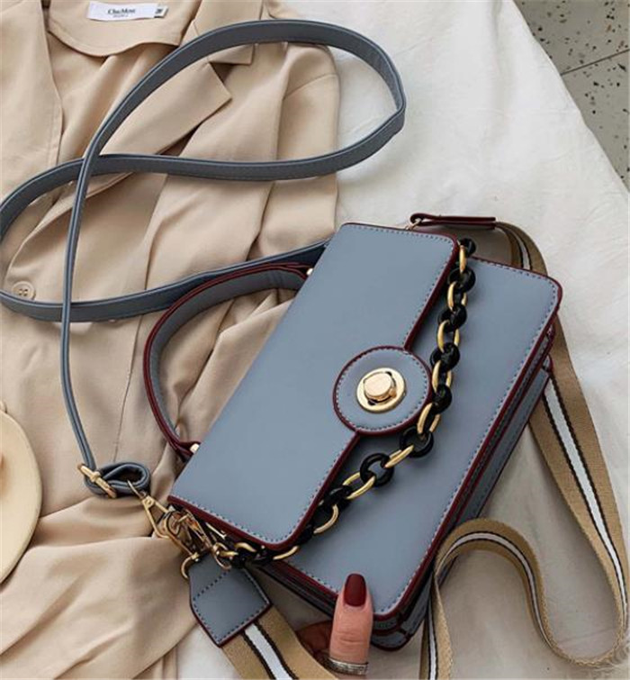 Γυναικεία καθημερινή τσάντα σε διάφορα χρώματα με μικρή και μακρά λαβή