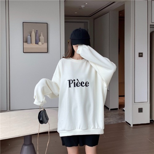 Női hosszú pulóver három színben felirattal