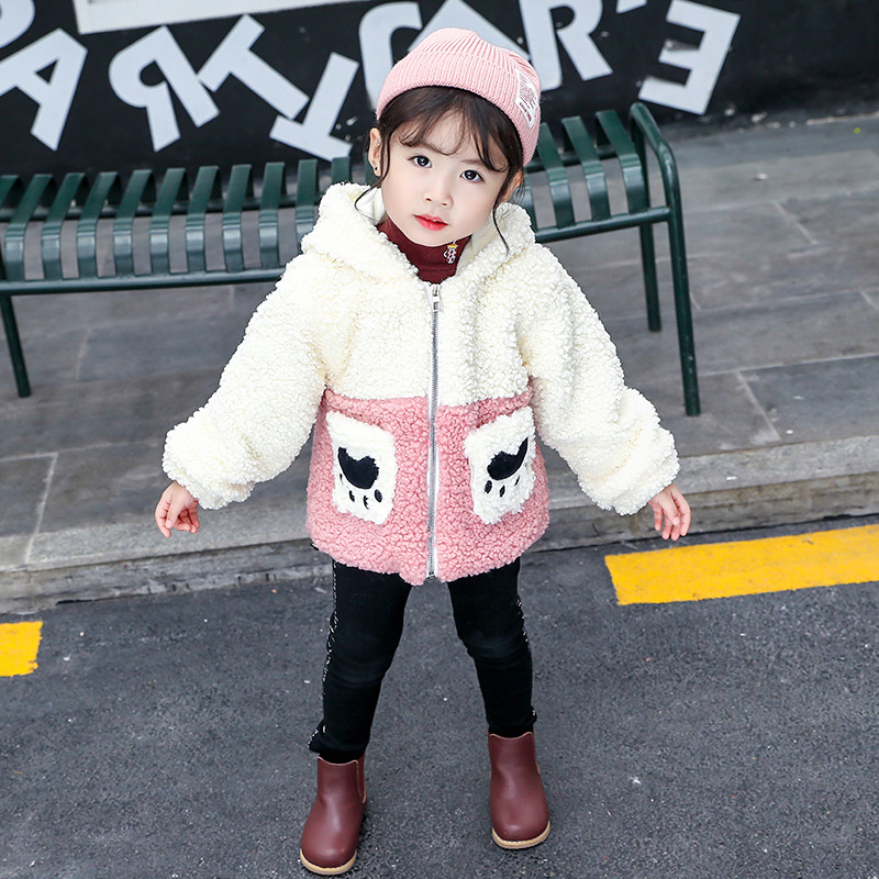 Modern gyerekkabát két színben, zsebekkel és 3D elemekkel lányoknak