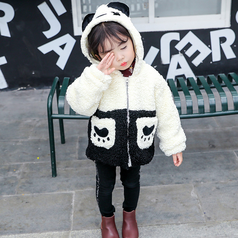 Modern gyerekkabát két színben, zsebekkel és 3D elemekkel lányoknak