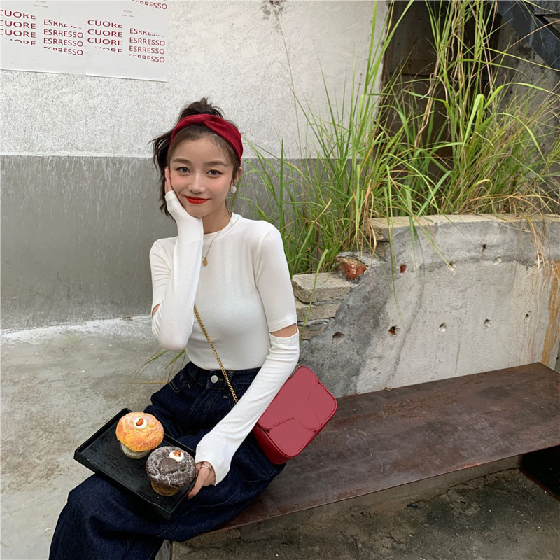 Bluză de damă modernă în patru culori