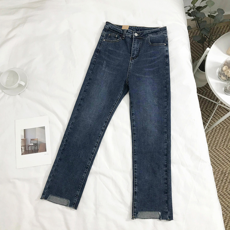 Μοντέρνα μακρύ γυναικεία τζιν  σε μπλε και μαύρο χρώμα - κλασικό μοντέλο