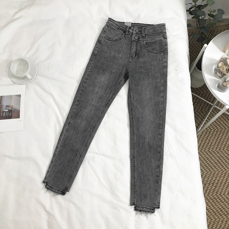 Alkalmi női farmer gombokkal, magas derékkal